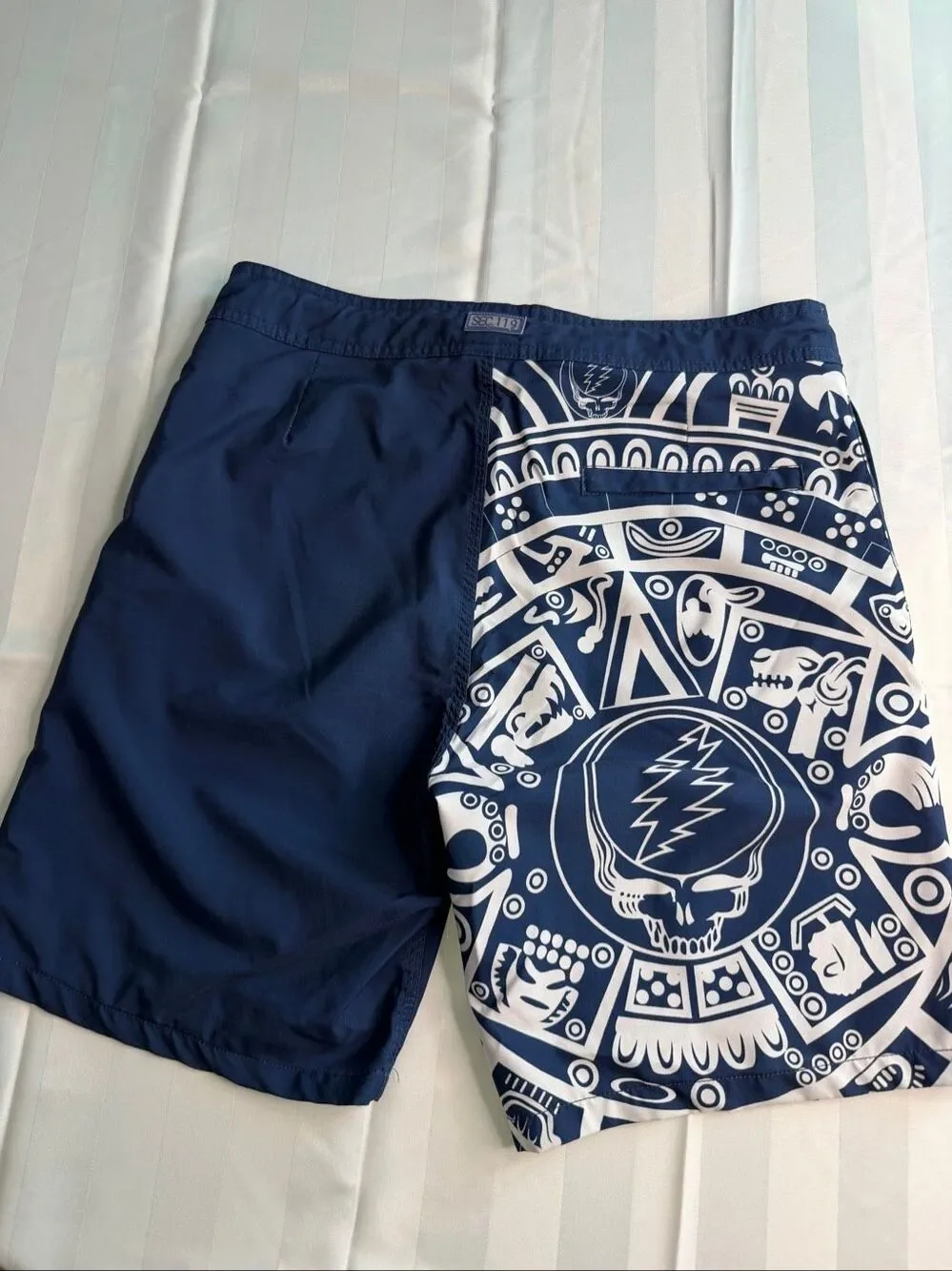 SEC 119 Grateful Dead Steal Your Face Navy Blue Swim Trunks Men’s Size 32